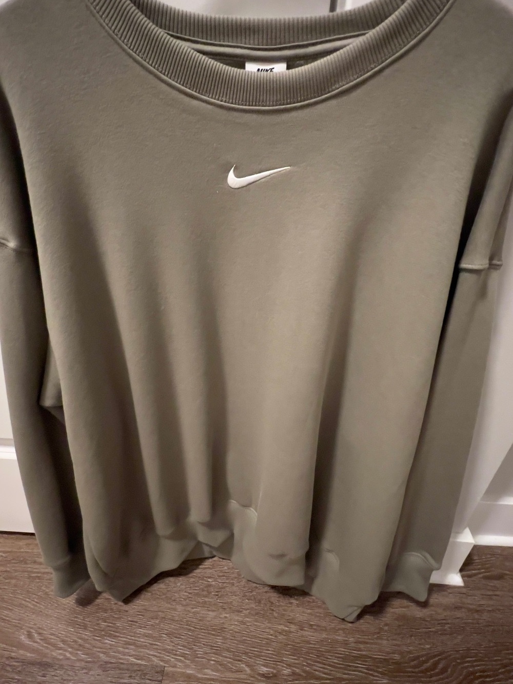 Nike Women’s Olive Green Crewneck Sweatshirt